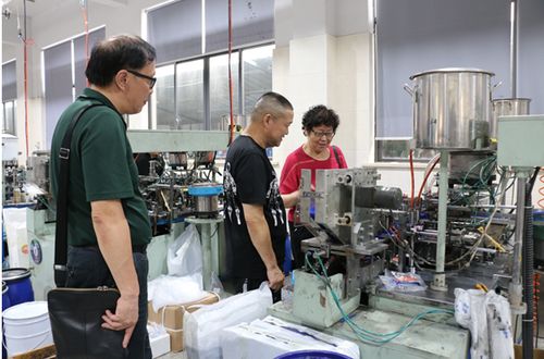 中國制筆協會領導深入桐廬企業調研，助力產業轉型升級與市場拓展